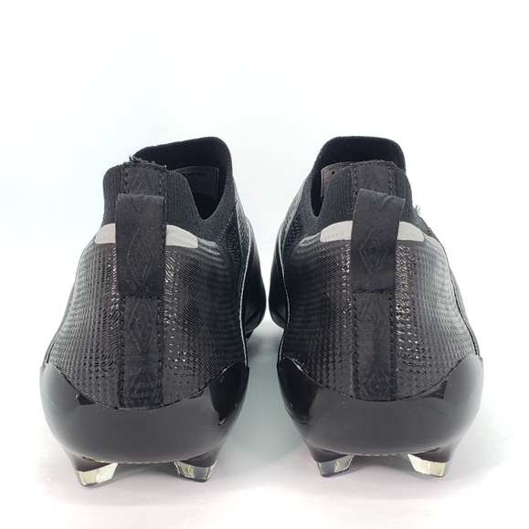 $220 Umbro Medusae III Elite FG Laceless Soccer Cleats sz 12 - Picture 5 of 13